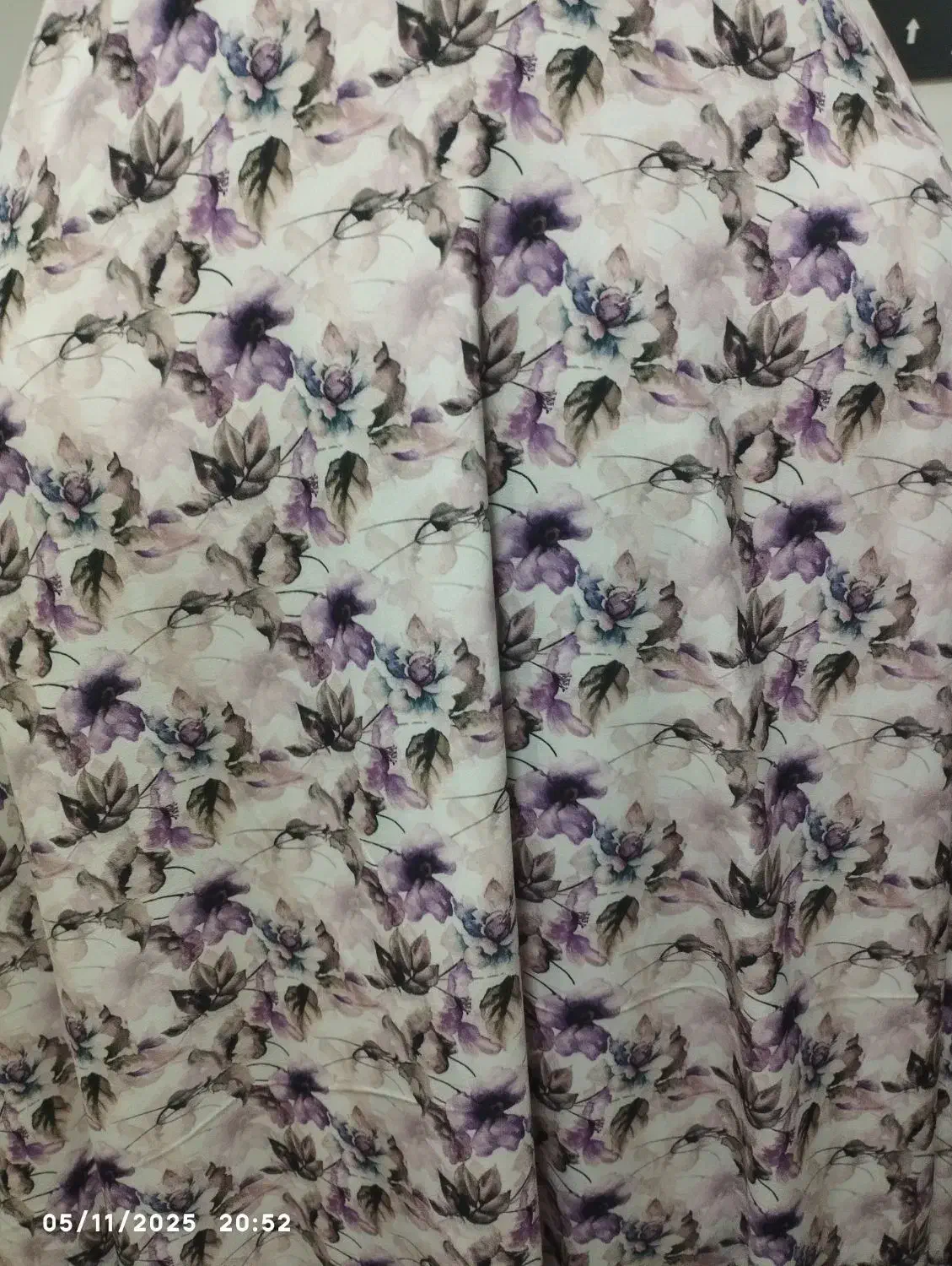 چادر نو نو هست|لباس|خرمآباد, |دیوار