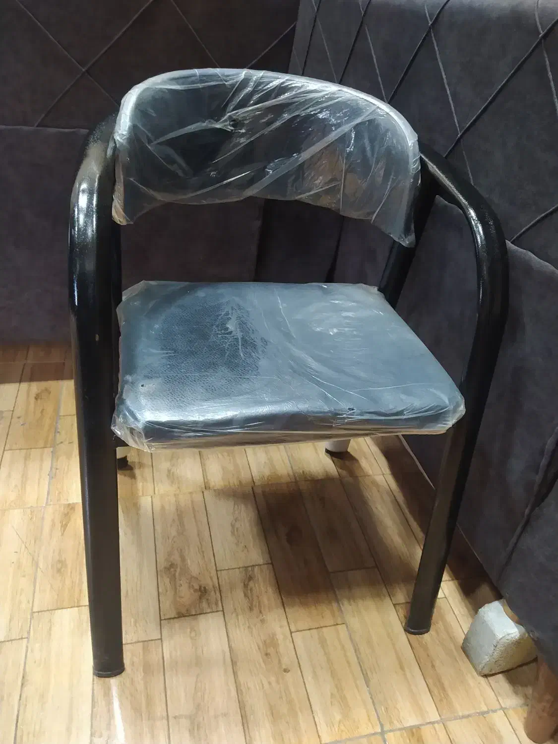 صندلی ۹تا یک جا|صندلی و نیمکت|اردبیل, |دیوار