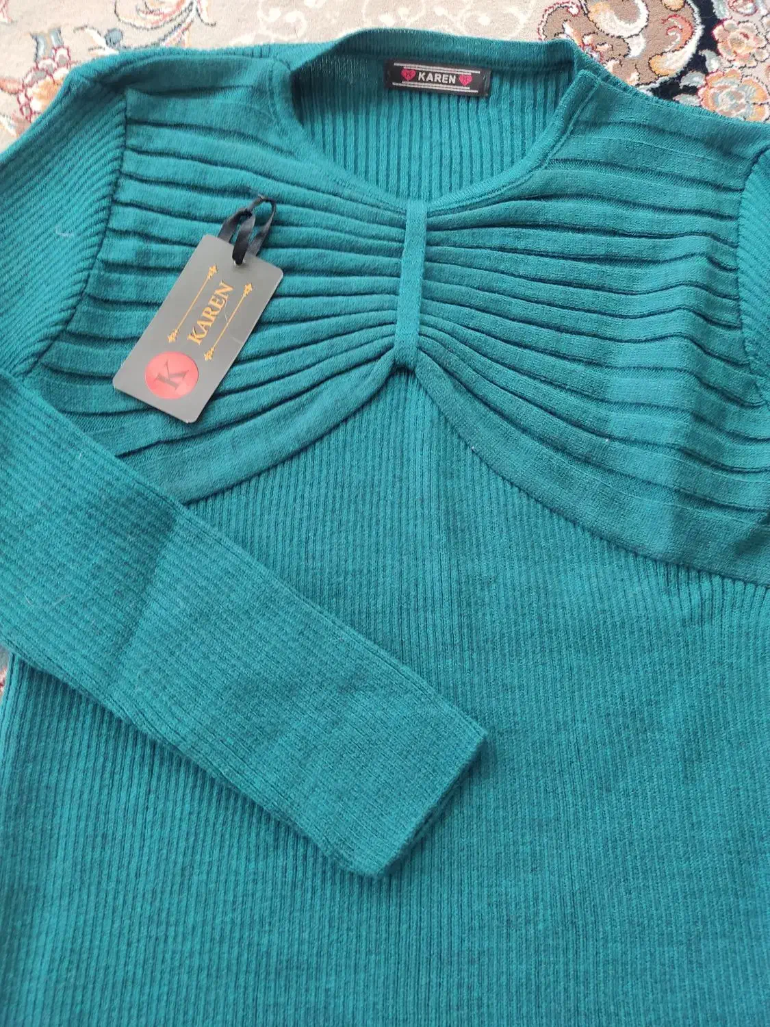 لباس|لباس|خمینیشهر, |دیوار