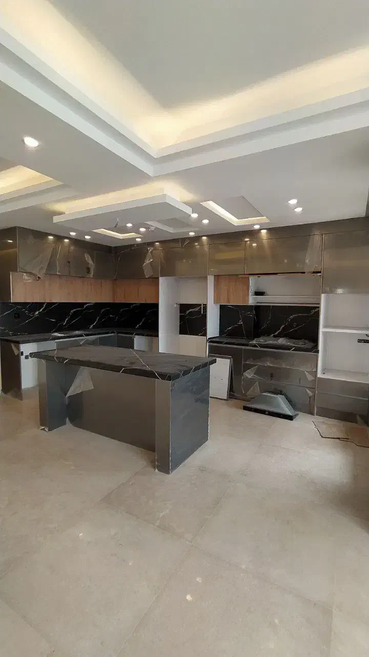 ۱۱۰متر/دو خواب/فول امکانات/کلید نخورده