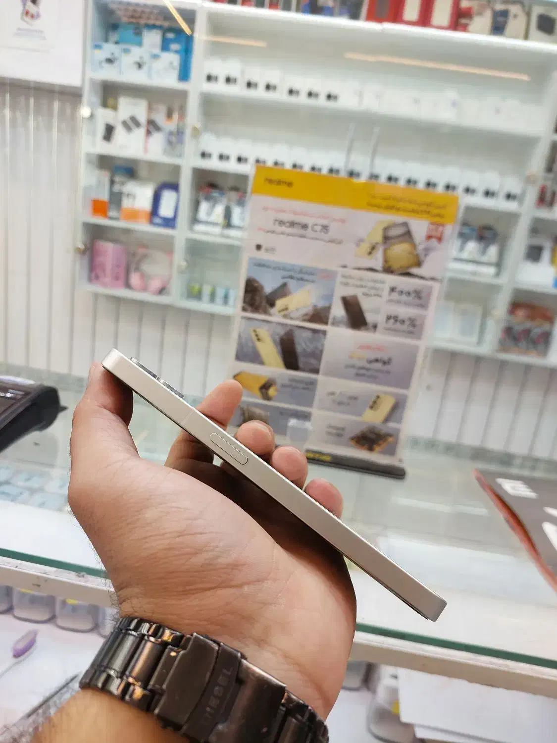 NOTHING FONE1 ناتینگفون رم ۱۲.|موبایل|مشهد, آزادشهر|دیوار