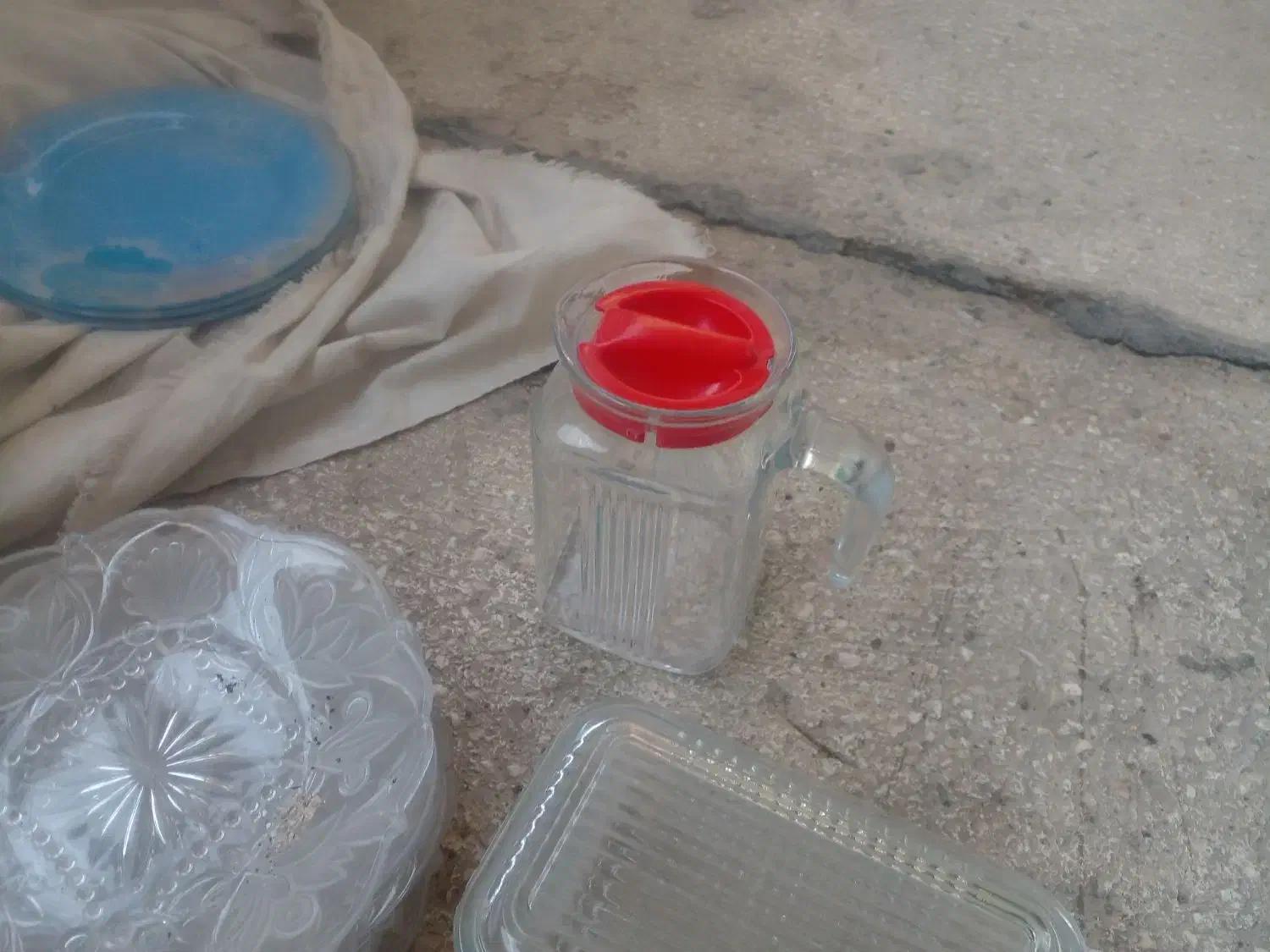 ظروف کریستال ویترای اصل قدیمی|ظروف سرو و پذیرایی|فولادشهر, A3|دیوار