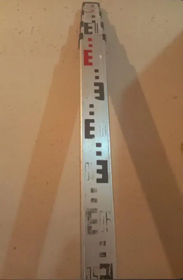 میر (شاخص)ترازیاب نقشه برداری۴متری کشویی عرض۷سانت|ابزارآلات|بجنورد, |دیوار