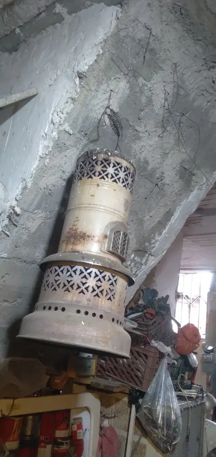 چراغ نفتی المانی|کلکسیون اشیاء عتیقه|رشت, تازه آباد|دیوار