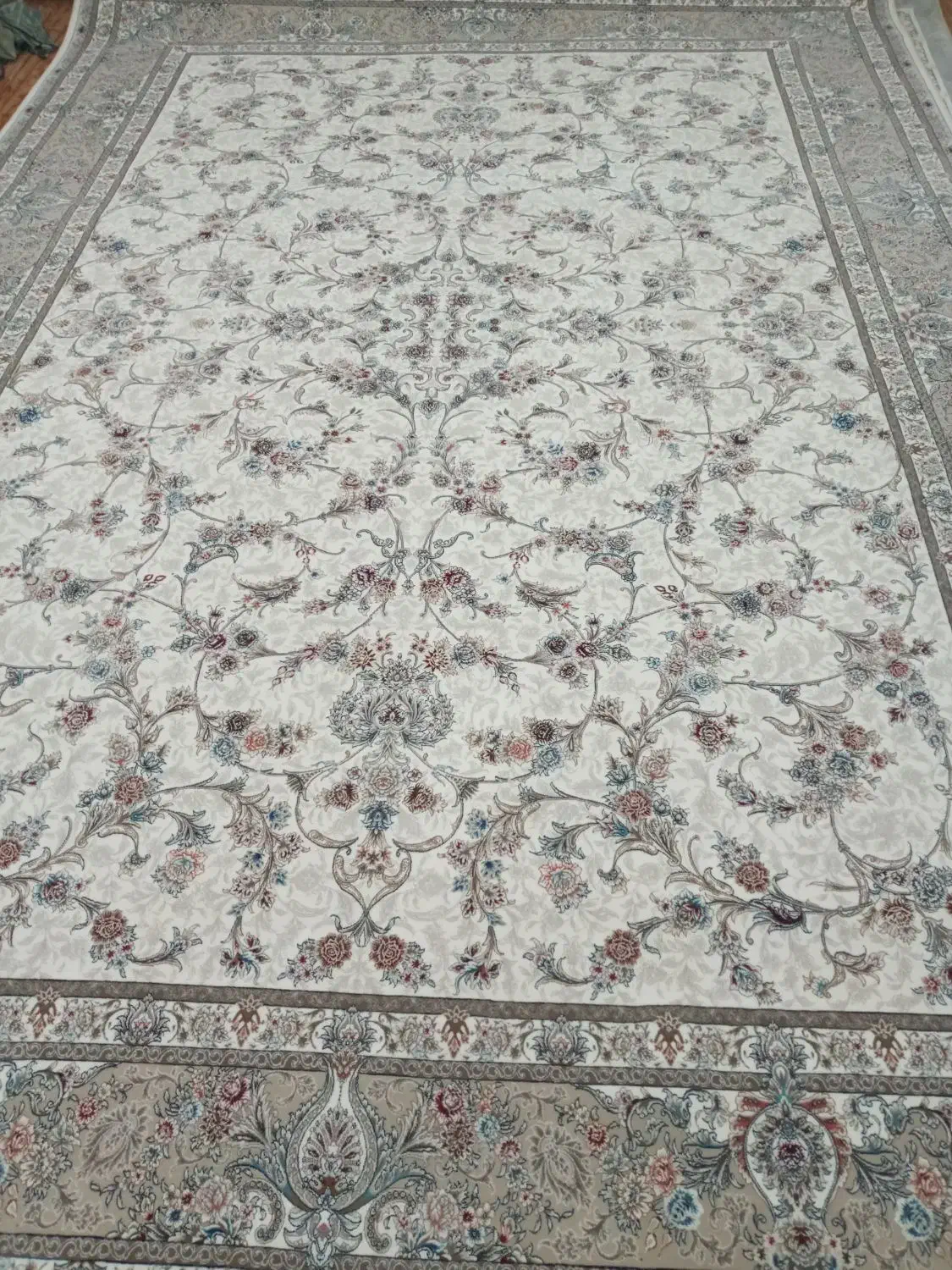 دوتخته ۹متری ۱۲۰۰شانه نو|فرش|قم, قلعه کامکار|دیوار