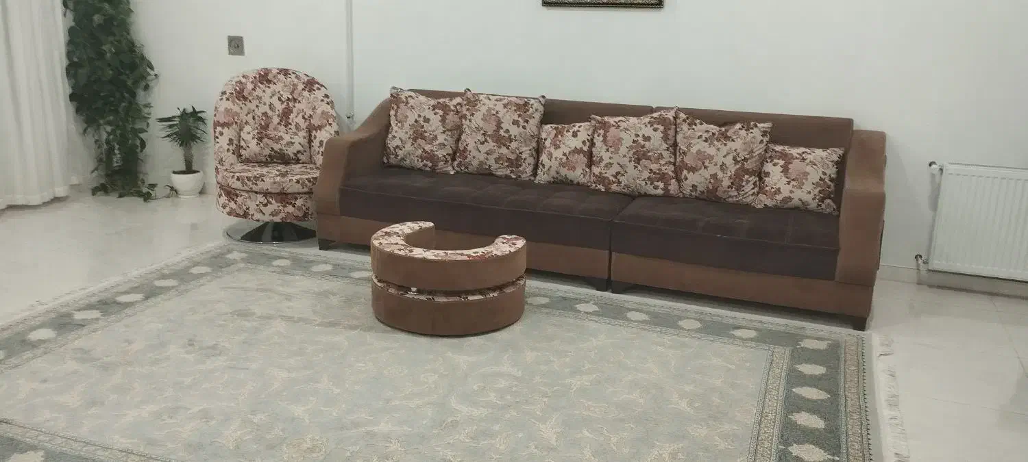 یک دست مبل|مبلمان خانگی و میز عسلی|دهگلان, |دیوار