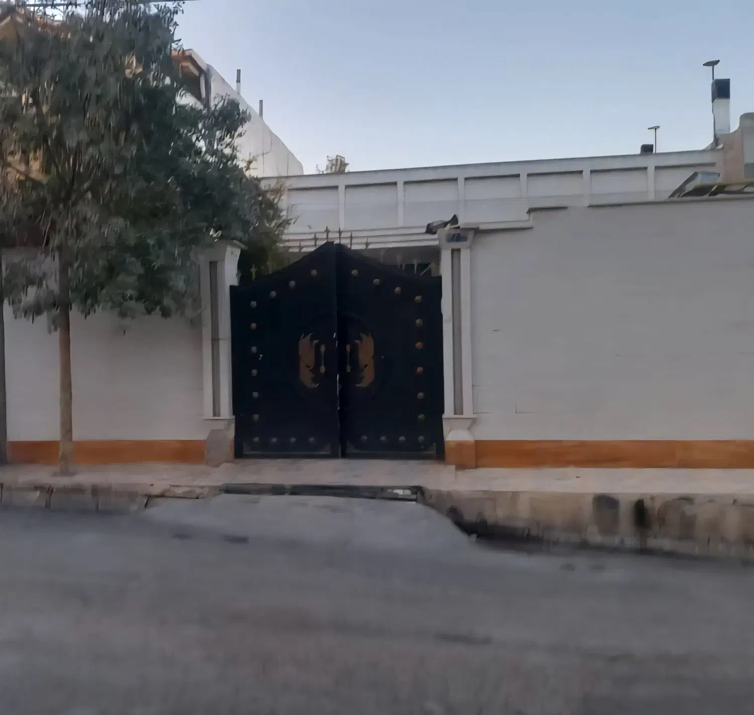 فروش خانه مسکونی خ شهید حسین رضایی کوچه رز ۱۳|فروش خانه و ویلا|کوهدشت, |دیوار