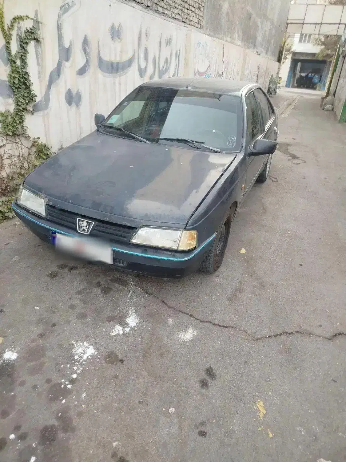 405مدل 83 دوگانه منبع بزرگ موتور 1800|خودرو سواری و وانت|مشهد, کوی سیدی|دیوار