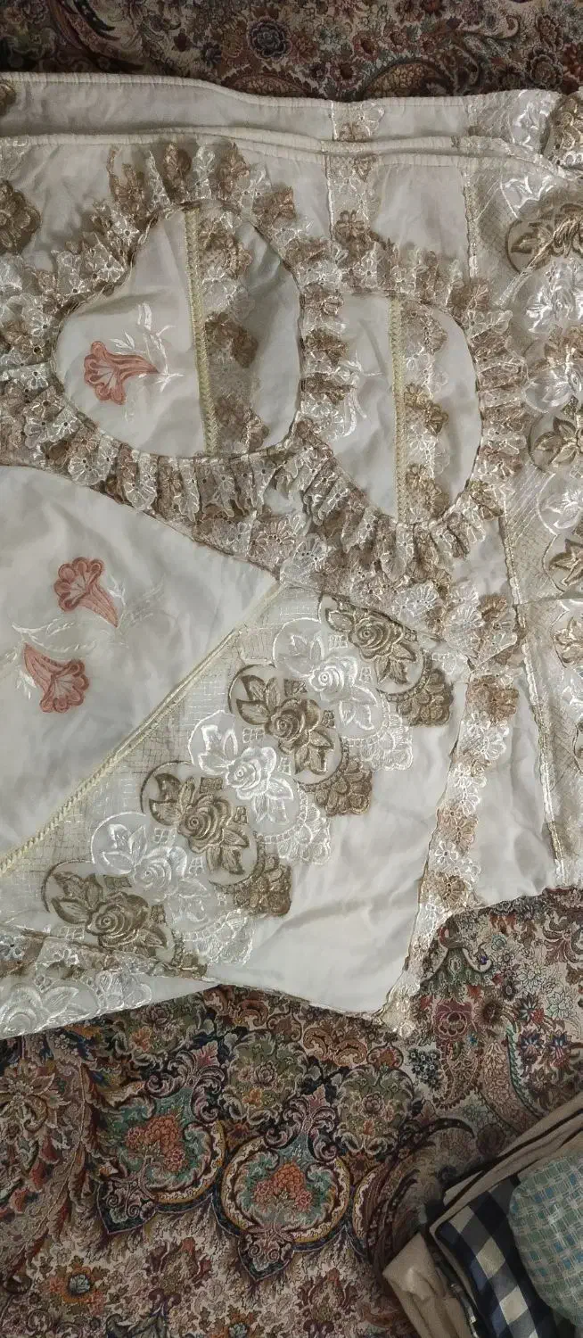دو عدد لحاف ویک عدد روتختی دونفره|سرویس روتختی|ری, ظهیرآباد|دیوار