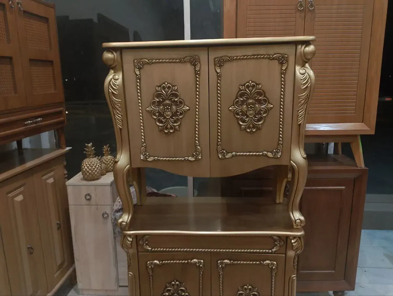 جاکفشی طلایی|جاکفشی، کمد، دراور|مشهد, بهمن|دیوار