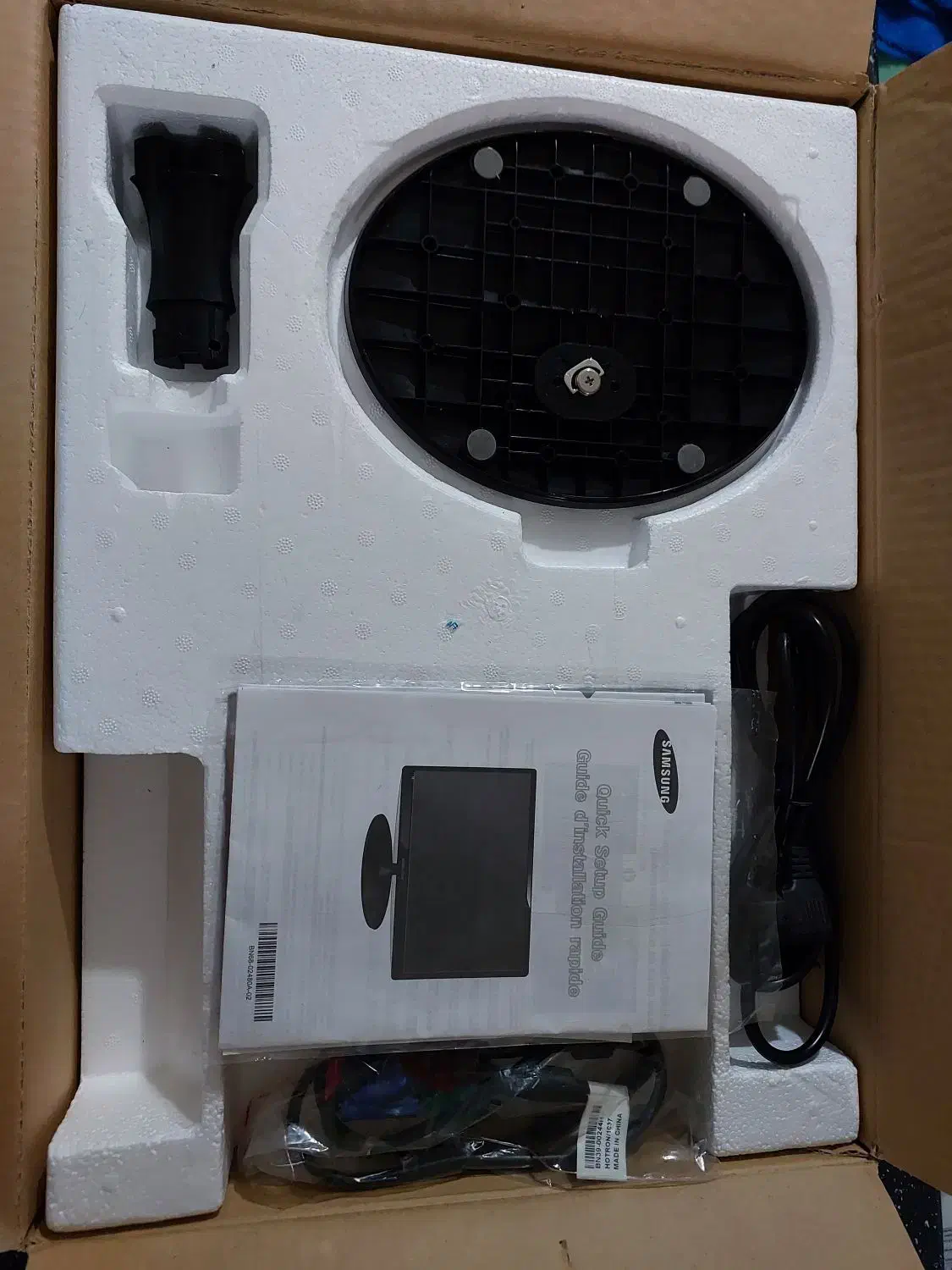 مانیتور سامسونگ|قطعات و لوازم جانبی رایانه|شیراز, ابیوردی|دیوار