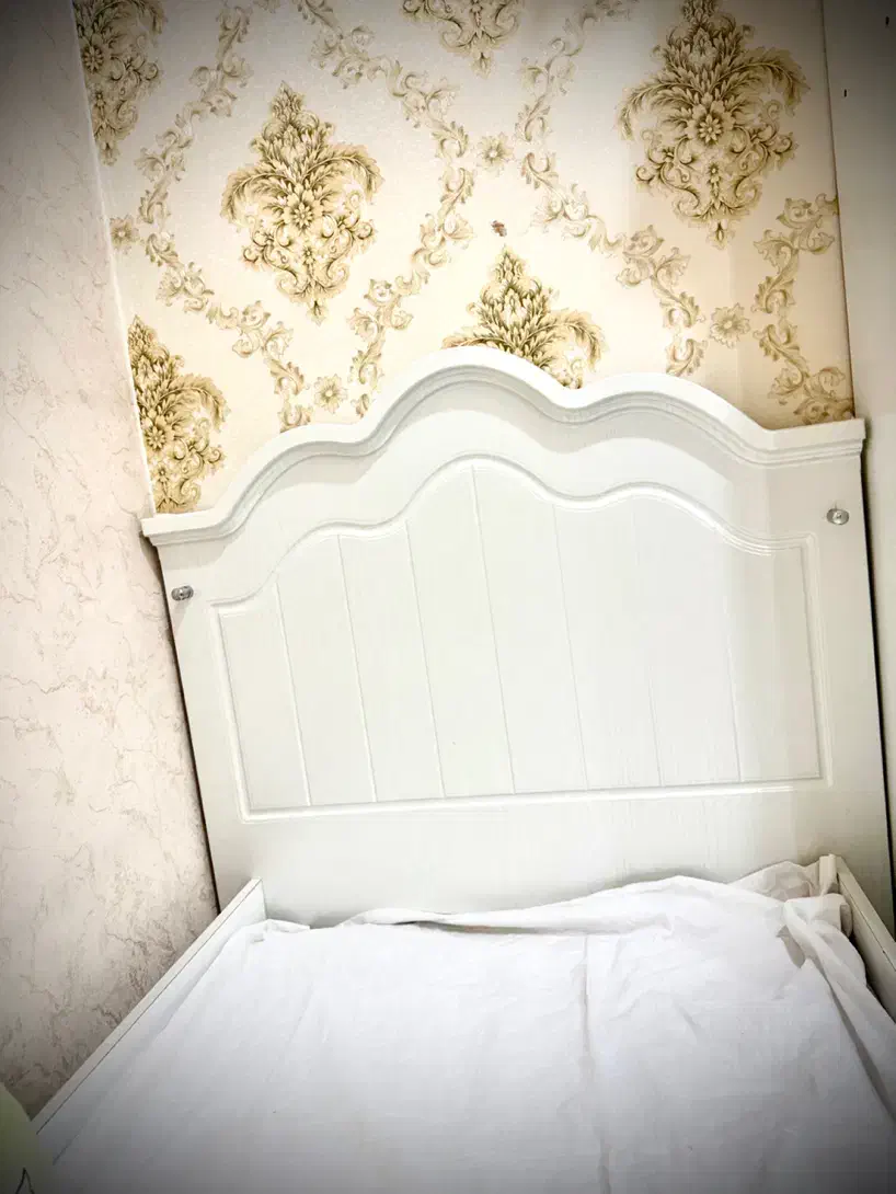 تخت سفید تخت نوجوان تخت کودک تخت تک نفره|تخت و سرویس خواب|شهریار, شهریار|دیوار