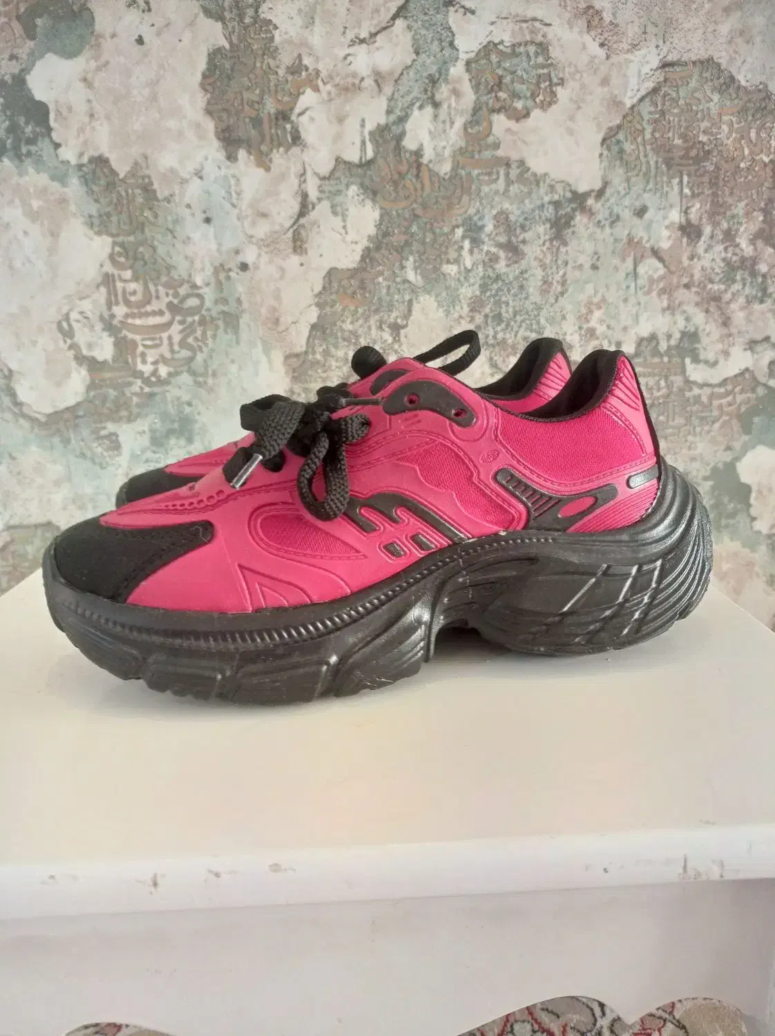 کفش اسپرت|کیف، کفش، کمربند|شاهرود, |دیوار