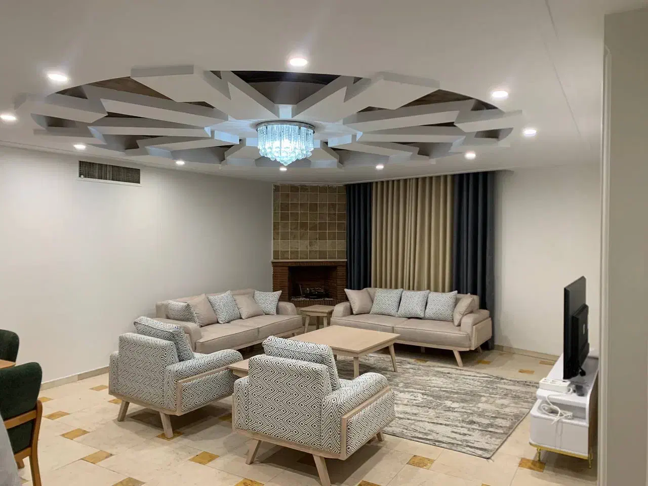 اجاره روزانه هتل آپارتمان شیک میرداماد|اجارهٔ کوتاهمدت آپارتمان و سوئیت|تهران, میرداماد|دیوار