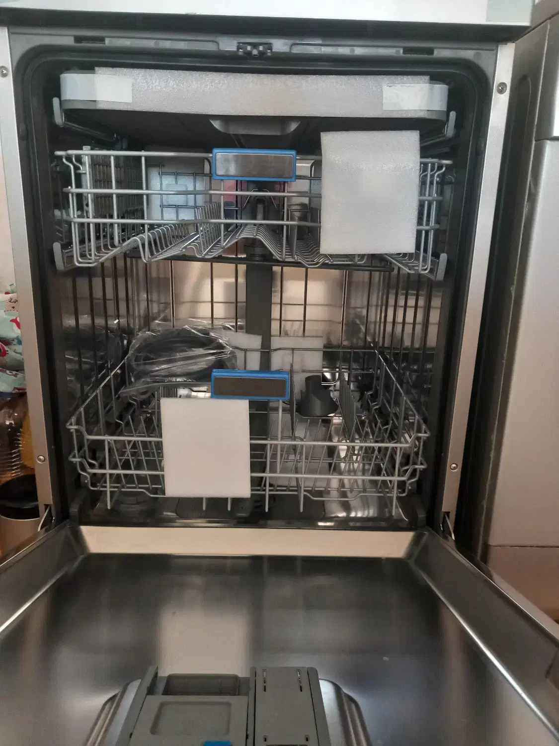 ماشین ظرفشویی ۱۵ نفره اینترنشنال|ماشین ظرفشویی|بروجرد, |دیوار