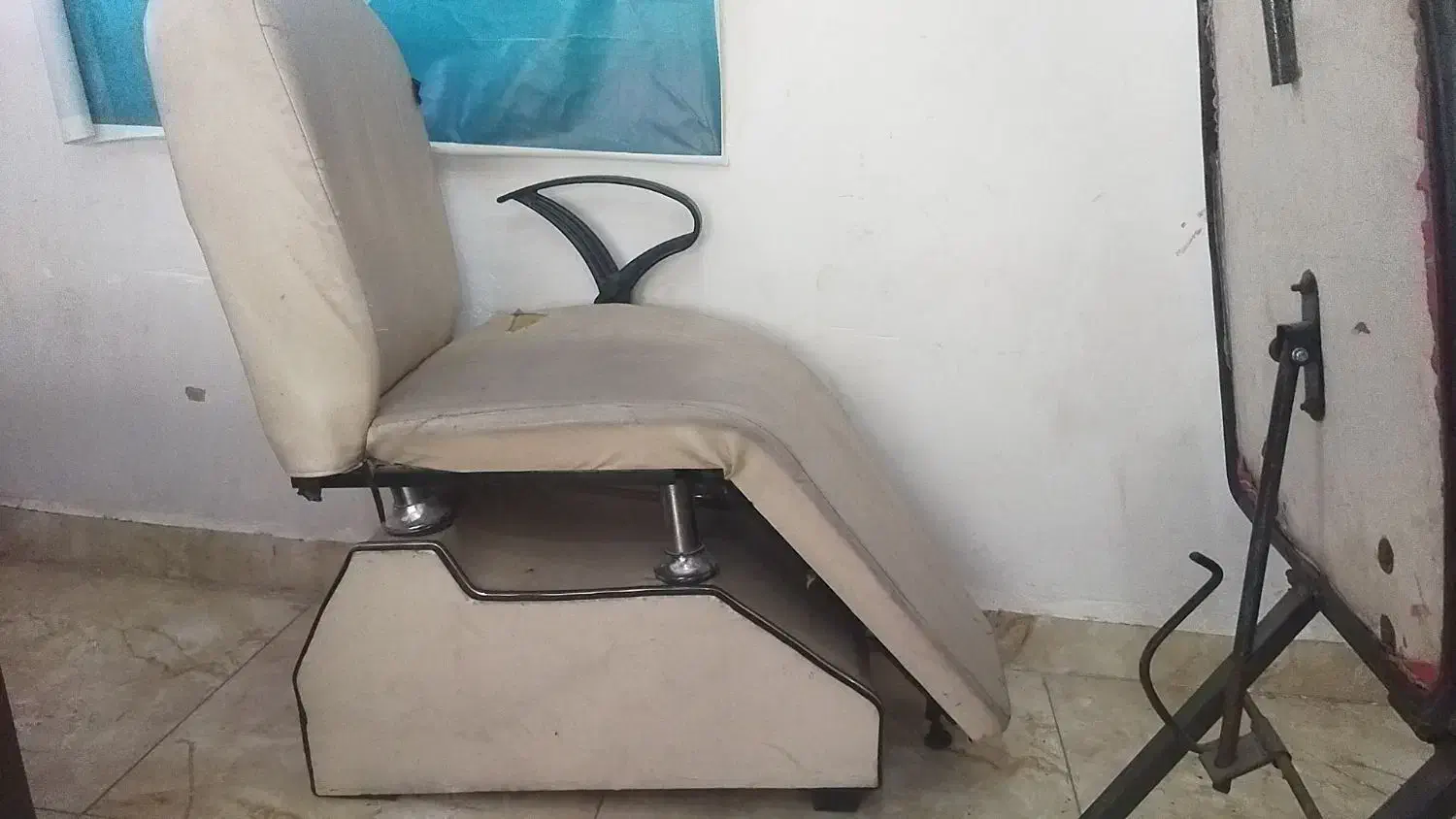 صندلی اصلاح|آرایشگاه و سالنهای زیبایی|دزفول, |دیوار