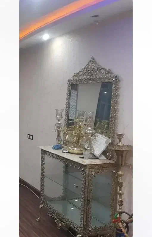 ایینه کنسول برنز|بوفه، ویترین، کنسول|محمدشهر, همایون ویلا|دیوار