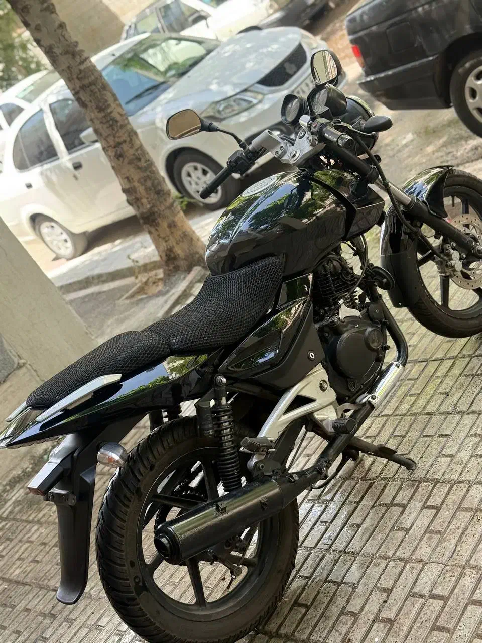 پالس ۱۸۰ ug4|موتورسیکلت|تهران, یوسف‌آباد|دیوار