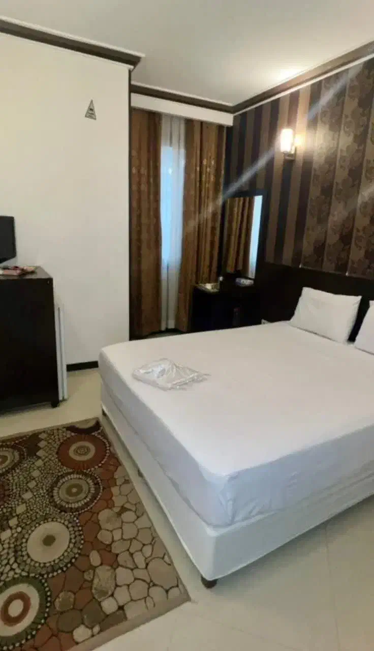 رزرو تخصصی تور و هتل های مشهد ریلی و هوایی|تور و چارتر|تهران, پرستار|دیوار