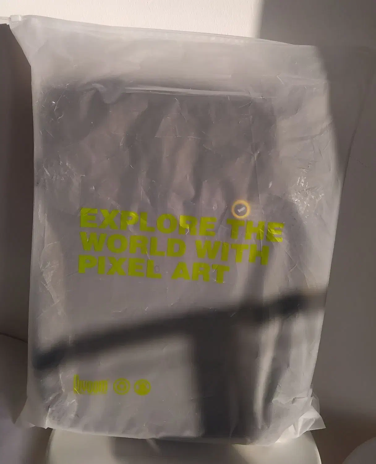 کوله پشتی|کیف، کفش، کمربند|اندیشه, اندیشه فاز ۳|دیوار