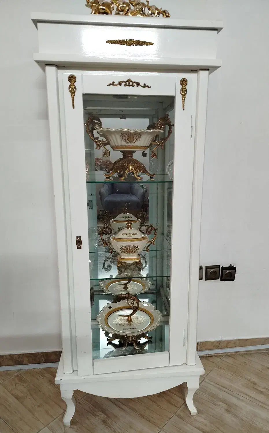 گنجه|بوفه، ویترین، کنسول|مشهد, انقلاب|دیوار