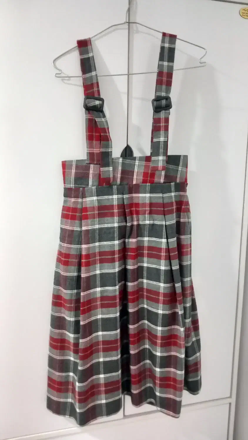 لباس|لباس|ملایر, |دیوار