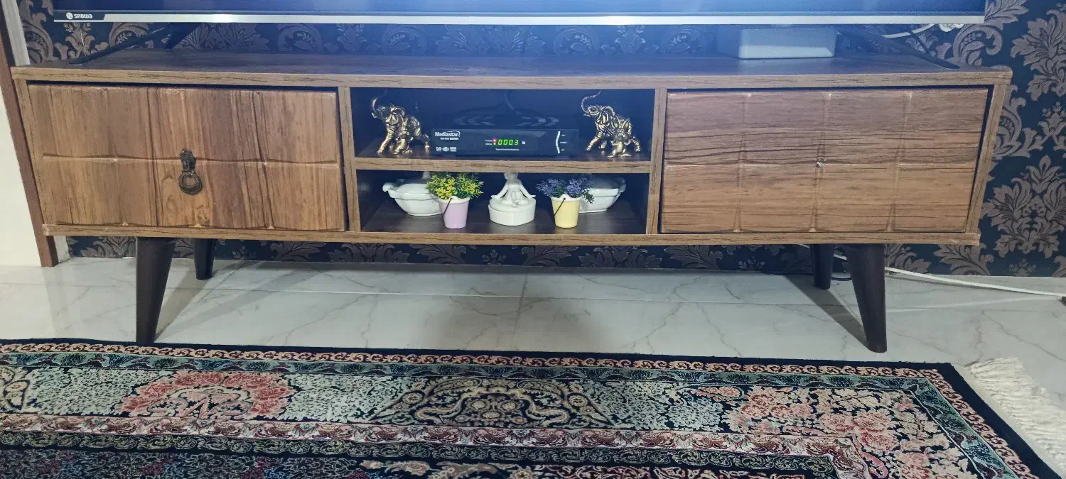 میز تی وی|میز تلویزیون|تالش, هشتپر|دیوار