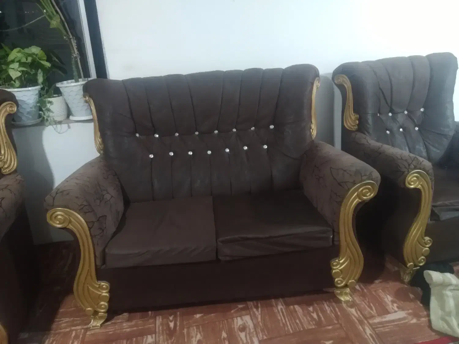 مبل هفت نفره|مبلمان خانگی و میز عسلی|تالش, هشتپر|دیوار