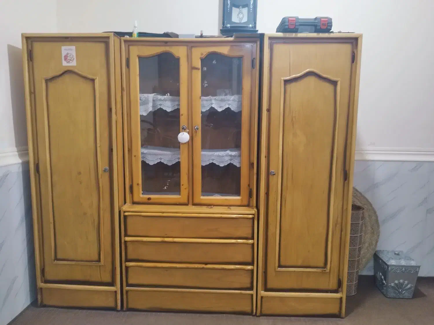 کمد لباسی|جاکفشی، کمد، دراور|چغادک, |دیوار