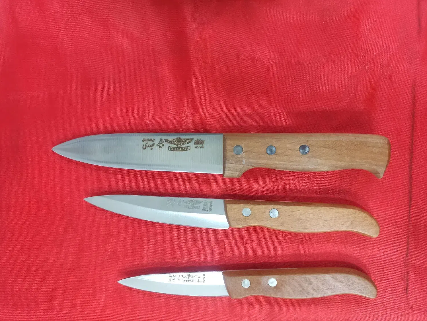 چاقو آشپزخونه‌ای اصیل زنجان|ظروف پخت‌وپز|رشت, بازار|دیوار