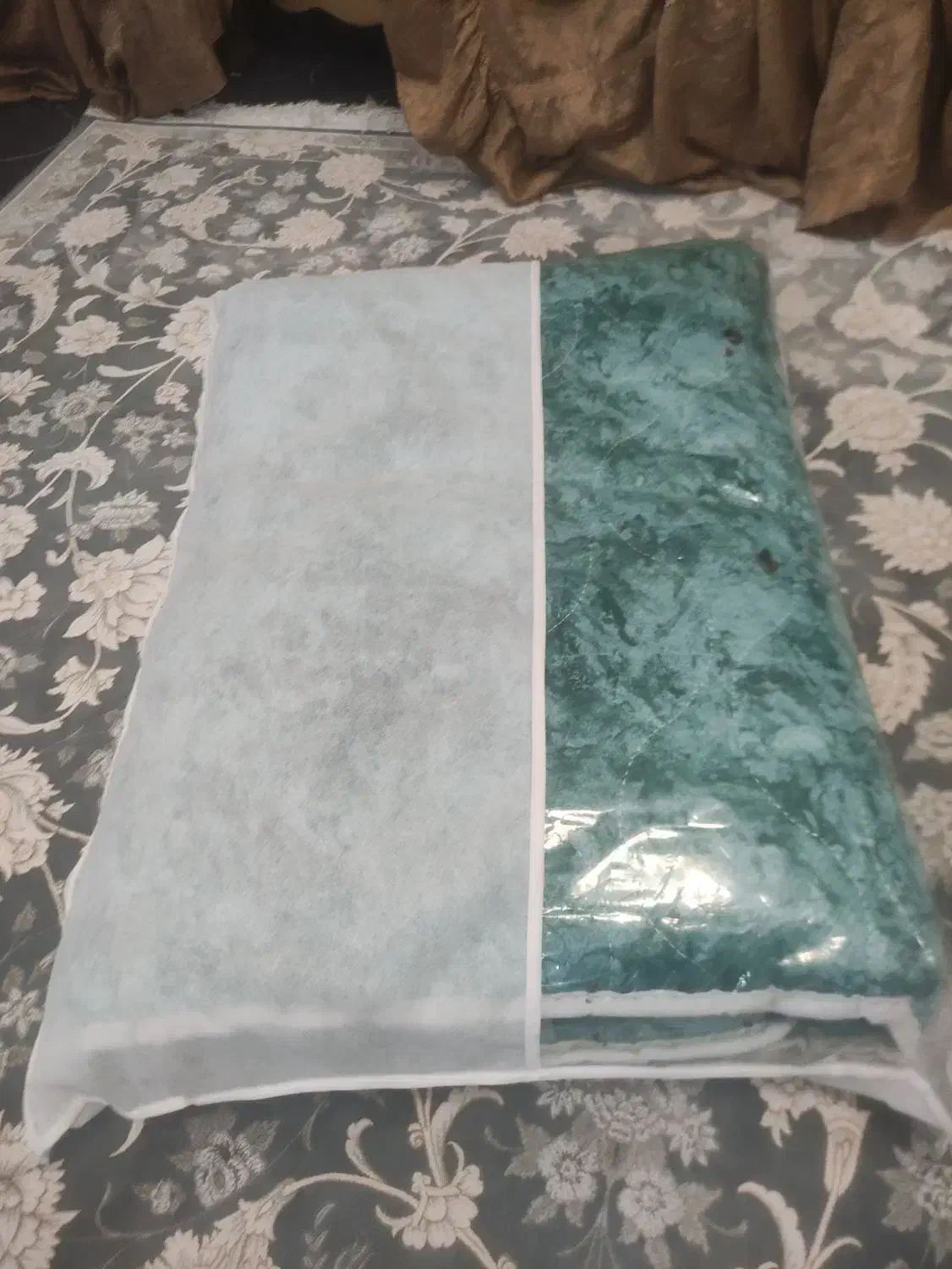 تشک مسافرتی جنس عالی و زخیم|رختخواب، بالش، پتو|کرمانشاه, |دیوار