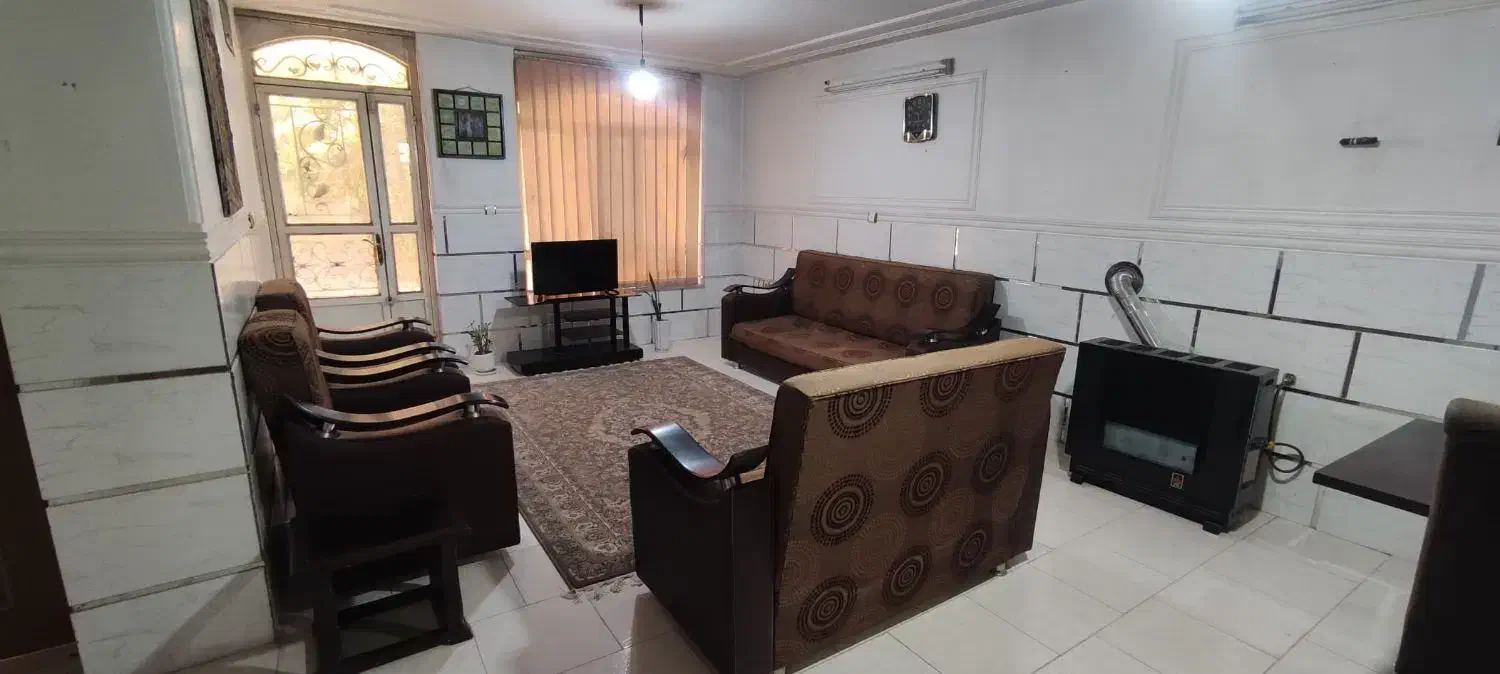 منزل مبله صدرا|اجارهٔ کوتاه‌مدت آپارتمان و سوئیت|صدرا-فارس, فاز ۲|دیوار