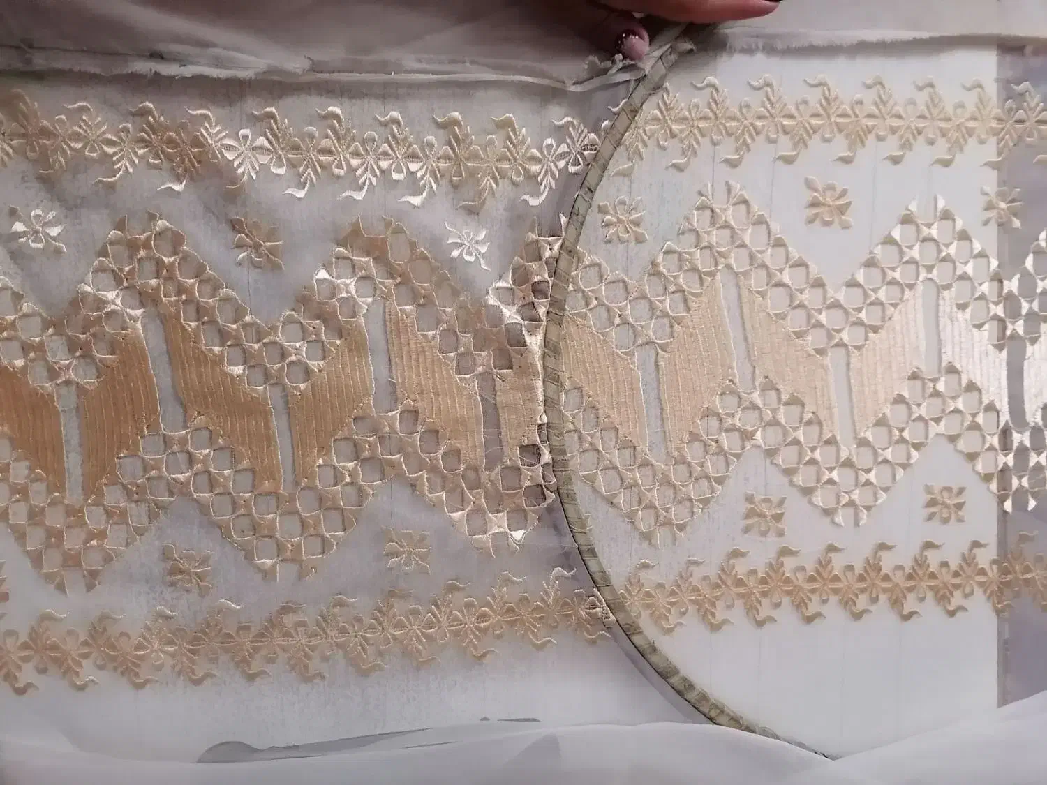 خیاط گلدوز|لوازم خیاطی و بافتنی|یزد, |دیوار