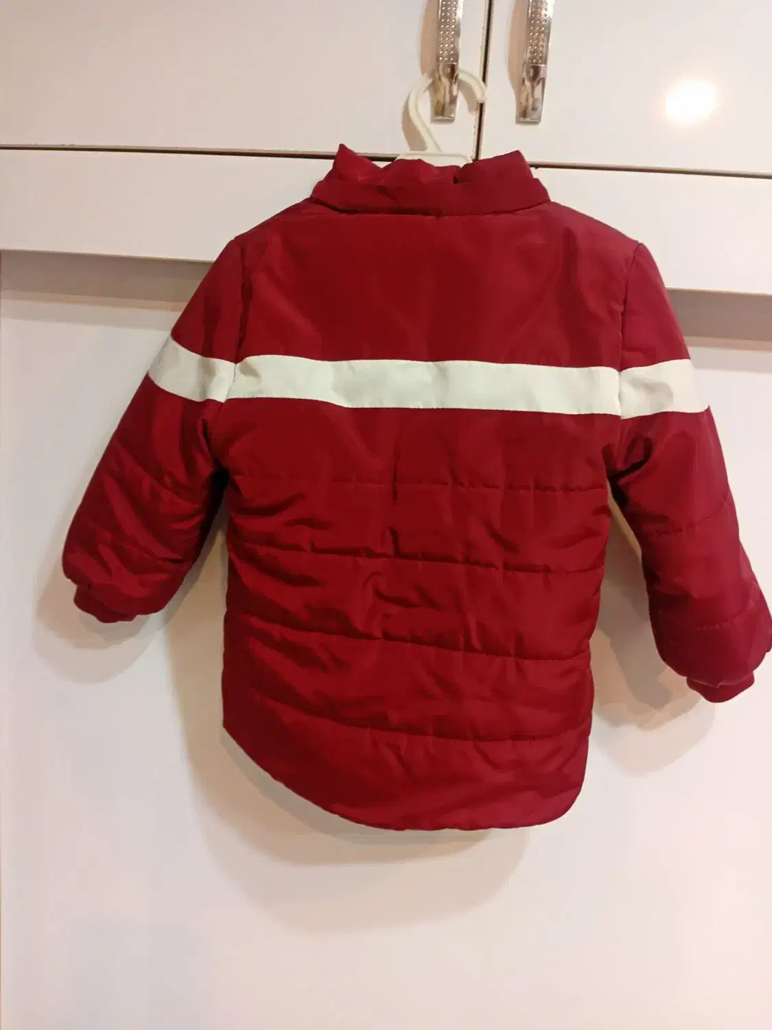 کاپشن پسرانه|کفش و لباس بچه|ری, جوانمرد قصاب|دیوار