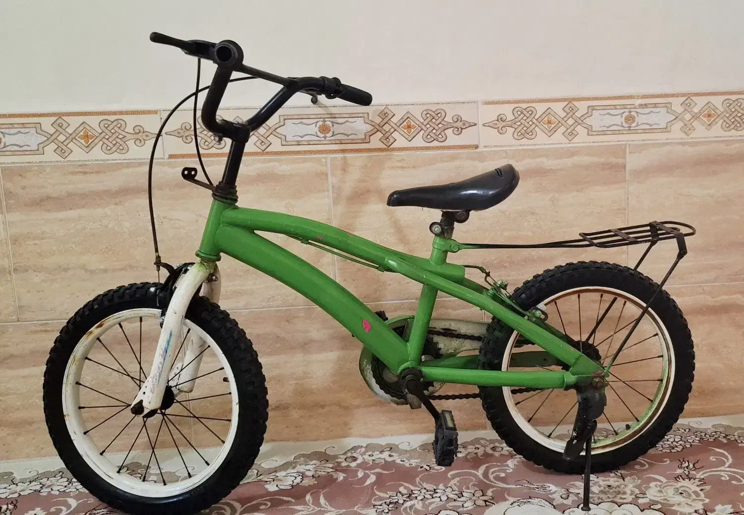 دوچرخه ۲۰ کاملاً سالم و نو--لاستیک ها تعویض شده|دوچرخه، اسکیت، اسکوتر|شیراز, مسلم|دیوار