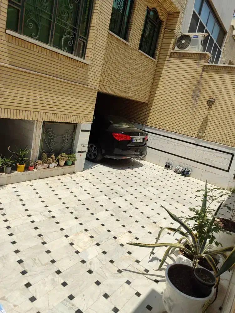 ۱۵۰متر ۸متربر سه طبقه|فروش آپارتمان|قم, زنبیل آباد|دیوار