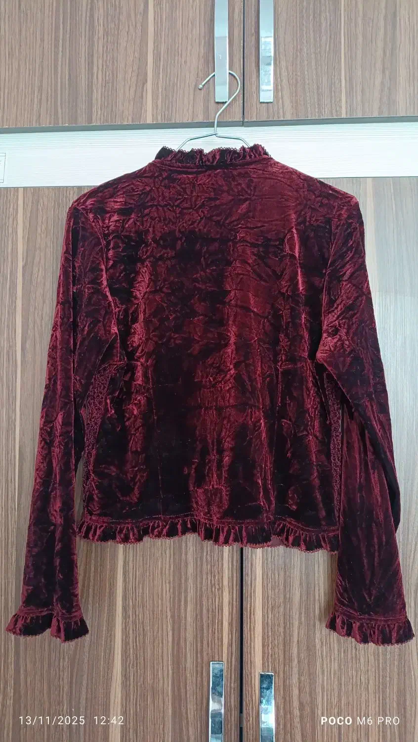 کت و دامن جنس مخمل سایز ۳۸تا ۴۰ در حد نو|لباس|شاهین‌شهر, عطار|دیوار