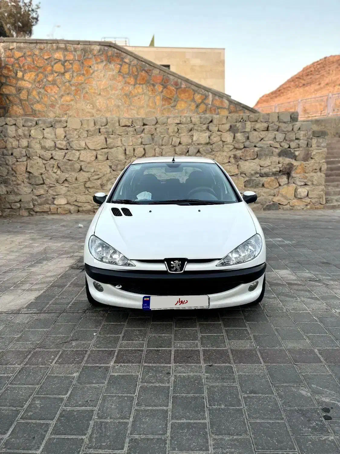 ۲۰۶ تیپ۵ مدل ۹۵ خانگی|خودرو سواری و وانت|تبریز, |دیوار