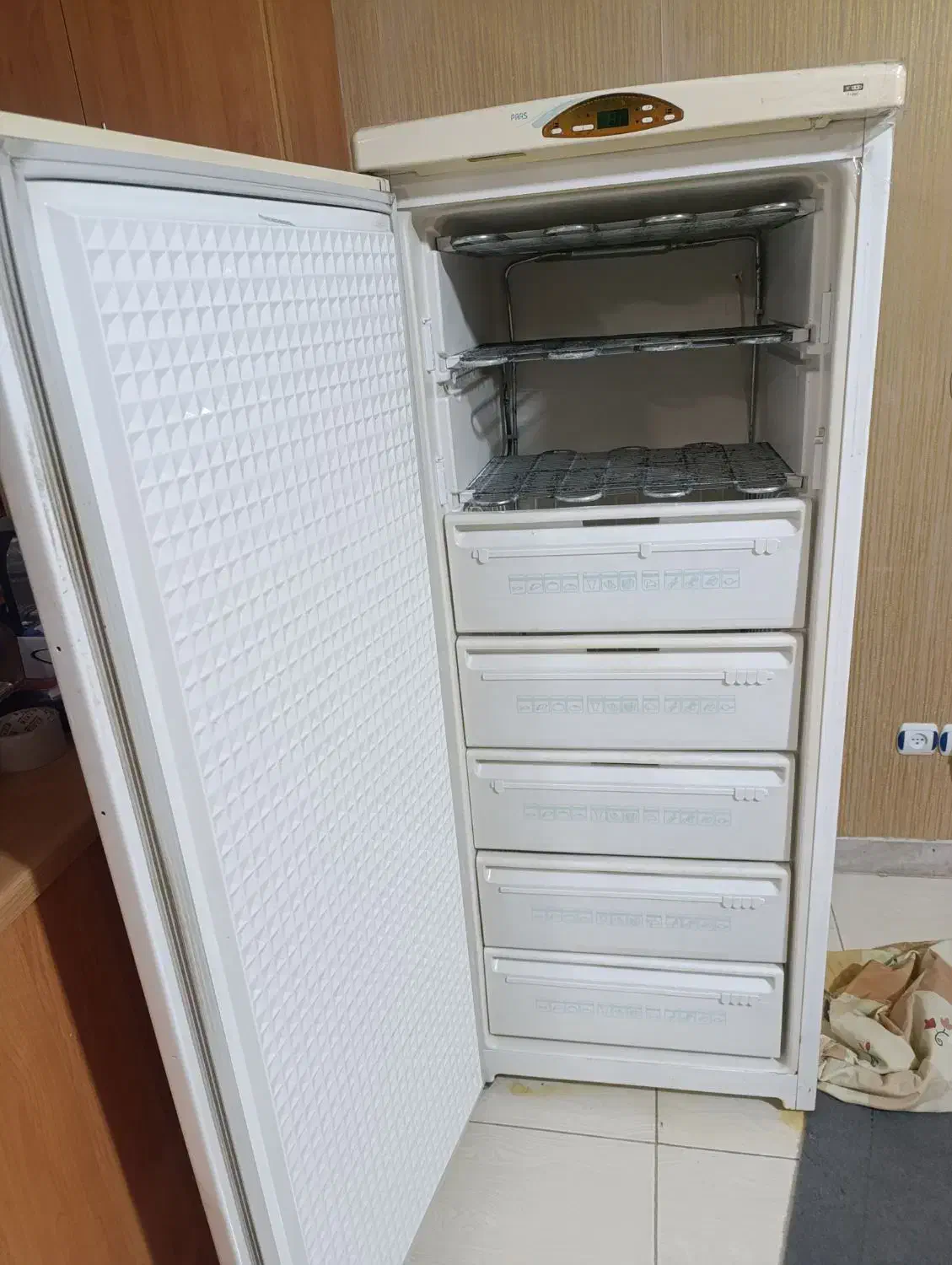 فریزر پارس سالم|یخچال و فریزر|شاهینشهر, مخابرات (شهید بهشتی)|دیوار