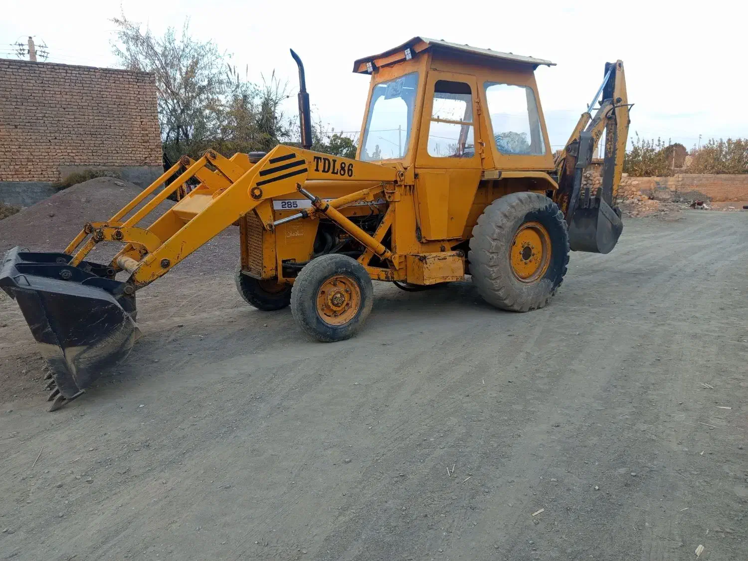 خدمات بیل بکهو حفاری کانال قلیچی|خدمات حمل و نقل|میامی, |دیوار