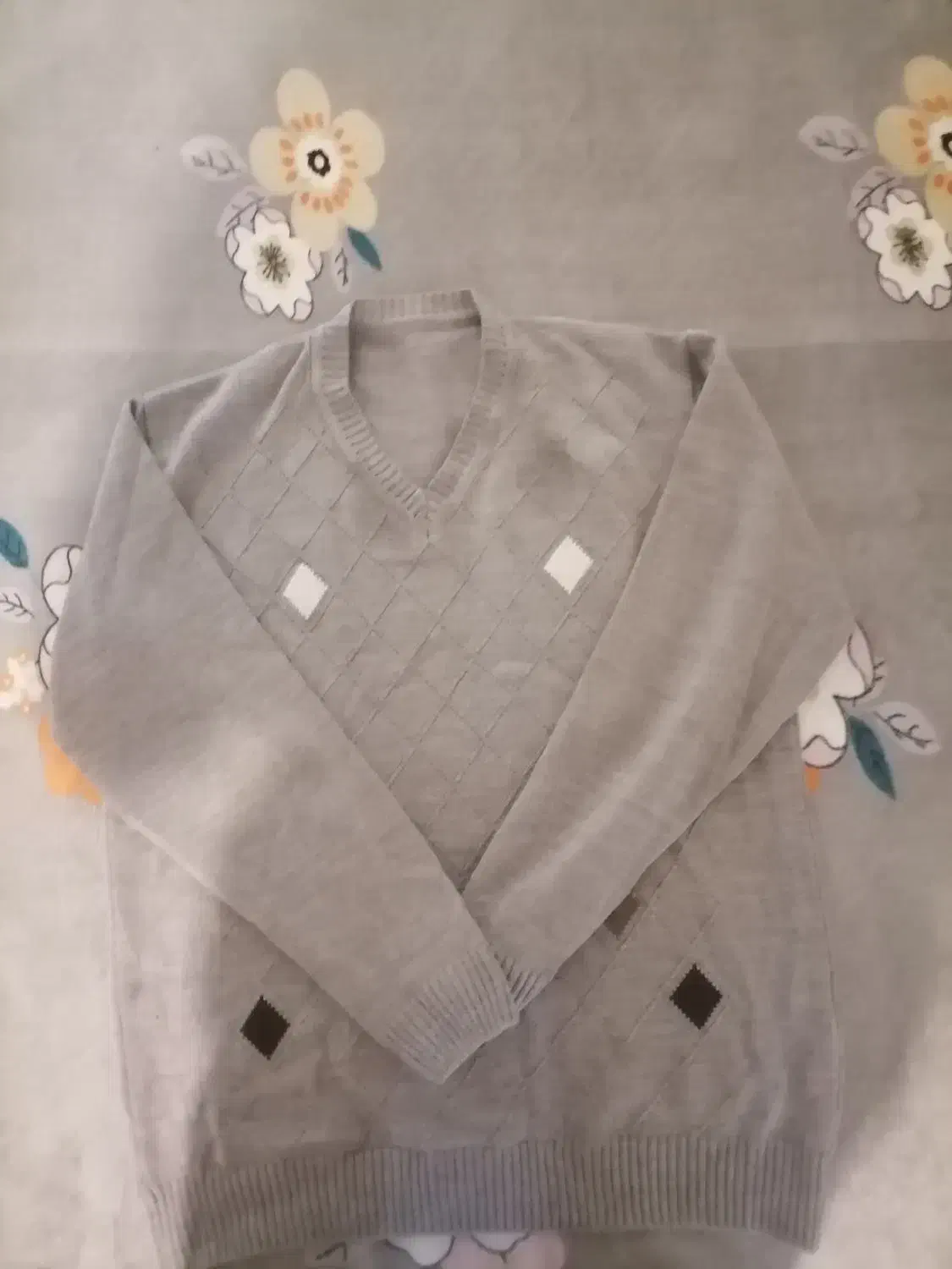 ژاکت|لباس|نیشابور, مدرس|دیوار