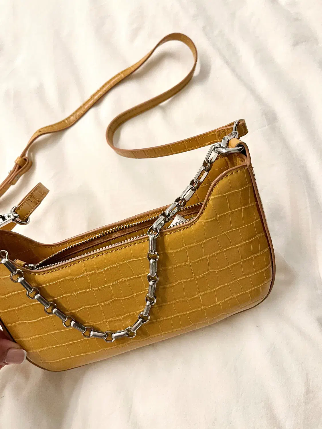 کیف دستی رو دوشی منگو mango|کیف، کفش، کمربند|تهران, فرمانیه|دیوار