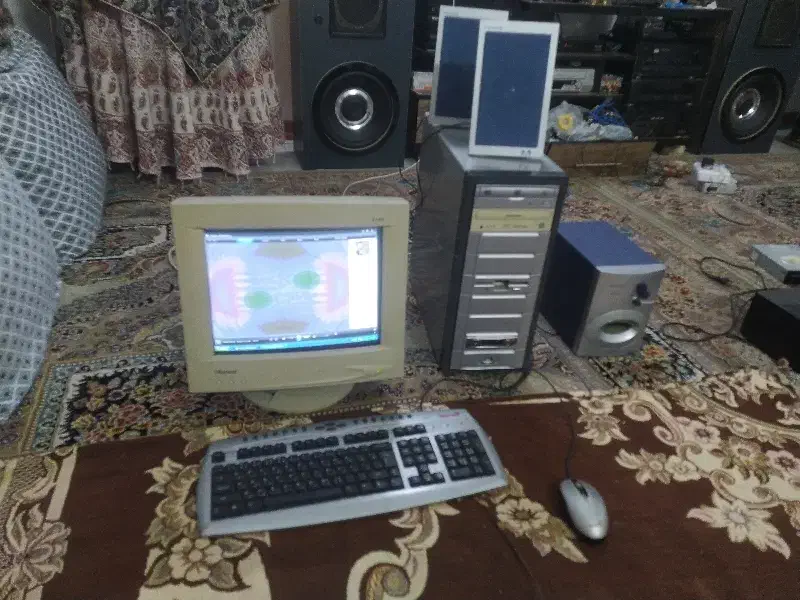 کامپیوتر|رایانه رومیزی|مشهد, کلاته برفی|دیوار