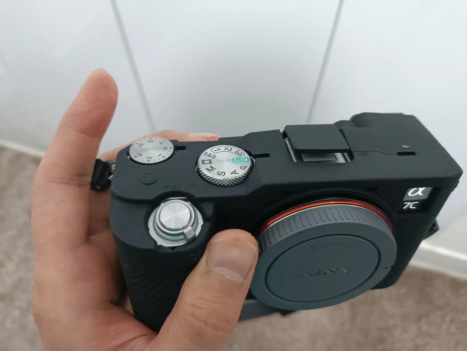 بادی دوربین a7c در حد آکبند فقط ۴۰ شات|دوربین عکاسی و فیلم‌برداری|بوشهر, |دیوار