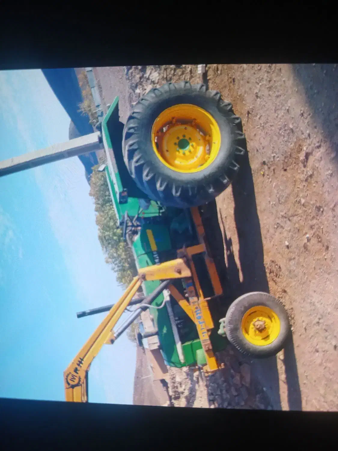 تراکتور جاندیر ۲۰۴۰|خودرو سنگین|زاویه, |دیوار