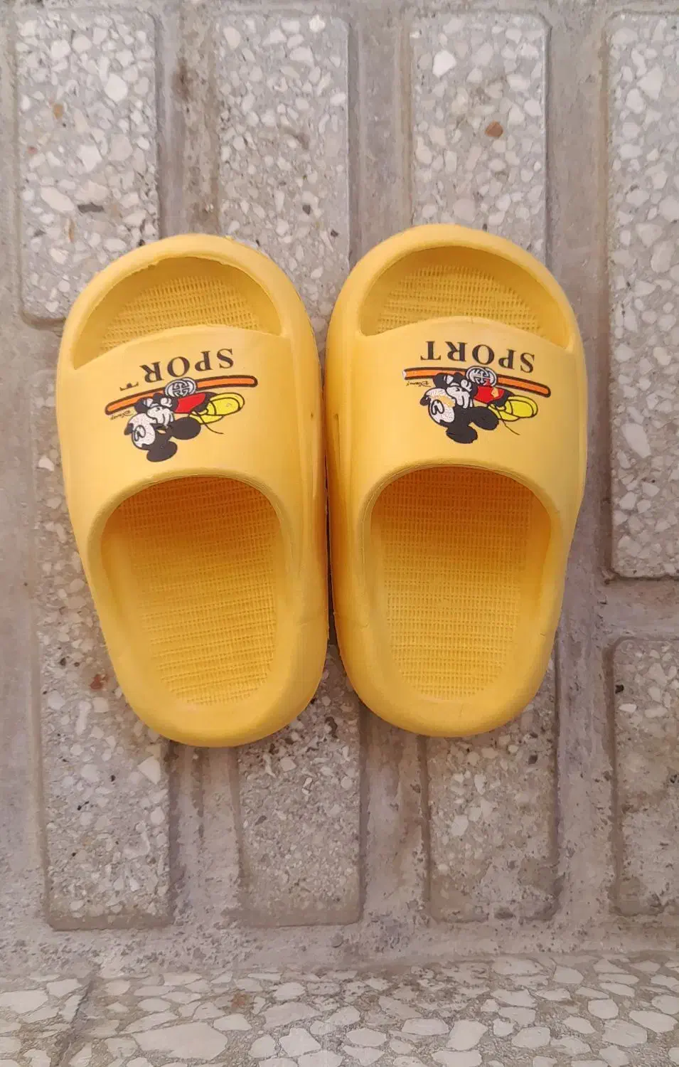 دمپایی|کفش و لباس بچه|کرمانشاه, |دیوار