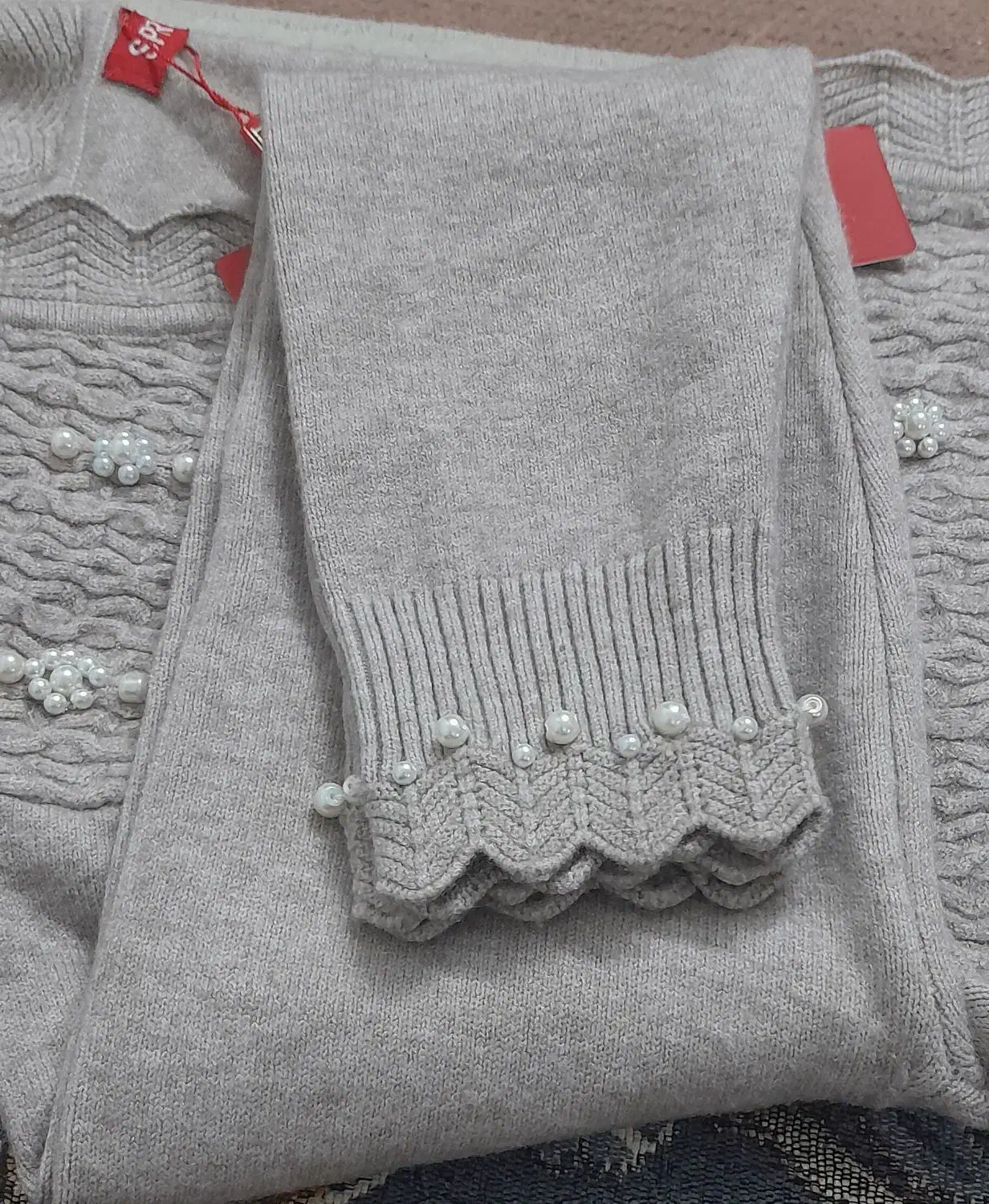 بلوز گپ کاردست خیلی زیبا برا خانمهای سخت پسند|لباس|قم, شهر قائم|دیوار