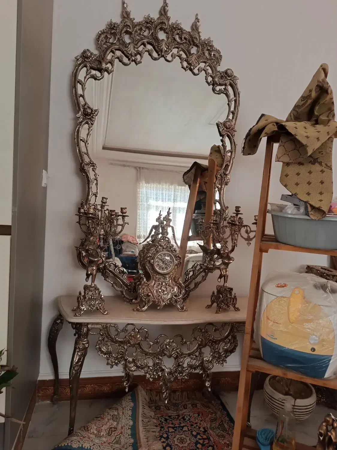 آینه و شمعدان و ساعت دیواری برنز|آینه|رباطکریم, رباطکریم|دیوار