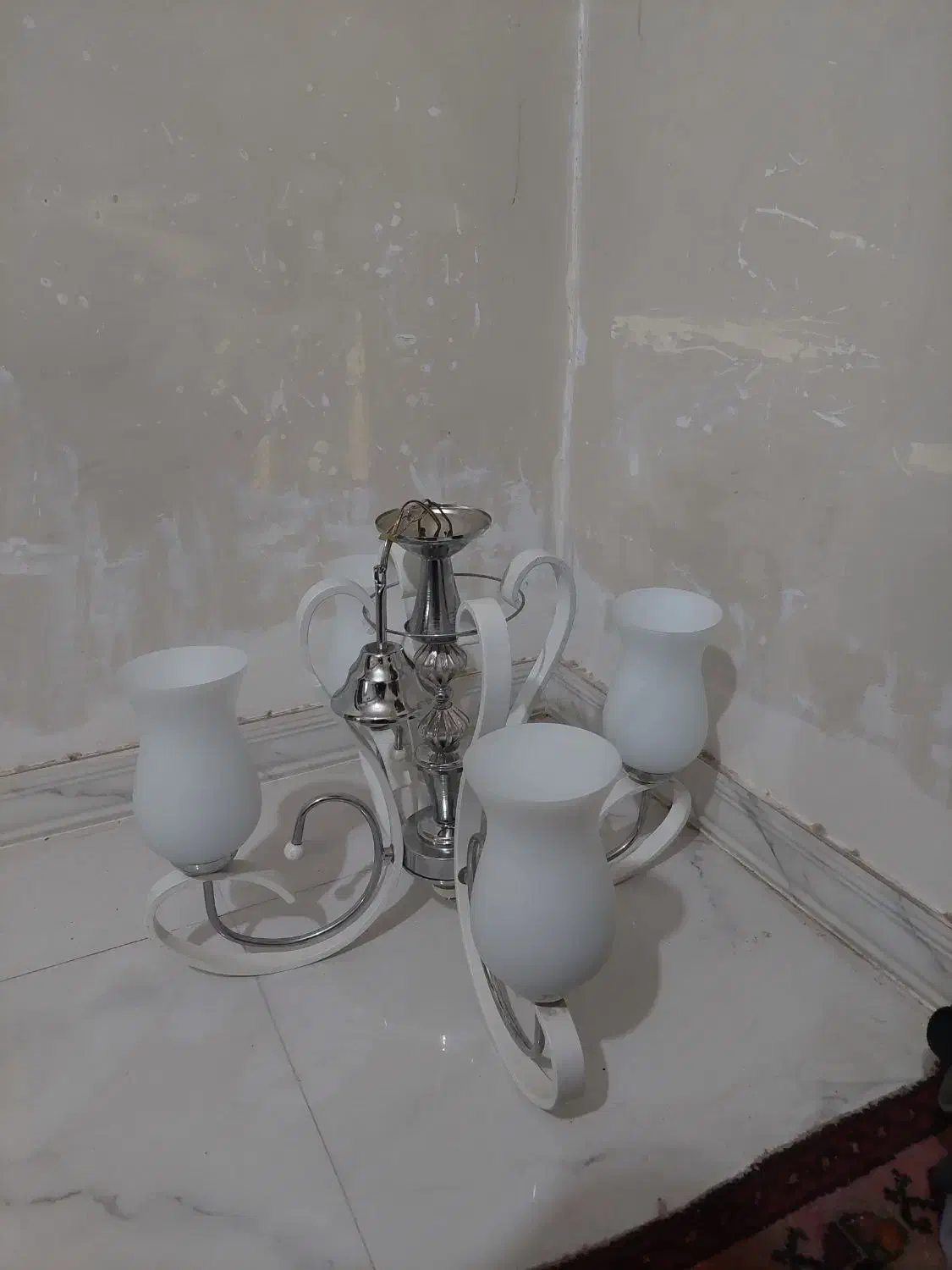 لوستر سه شاخه  و چهار شاخه|لوستر و چراغ آویز|تهران, خاوران|دیوار