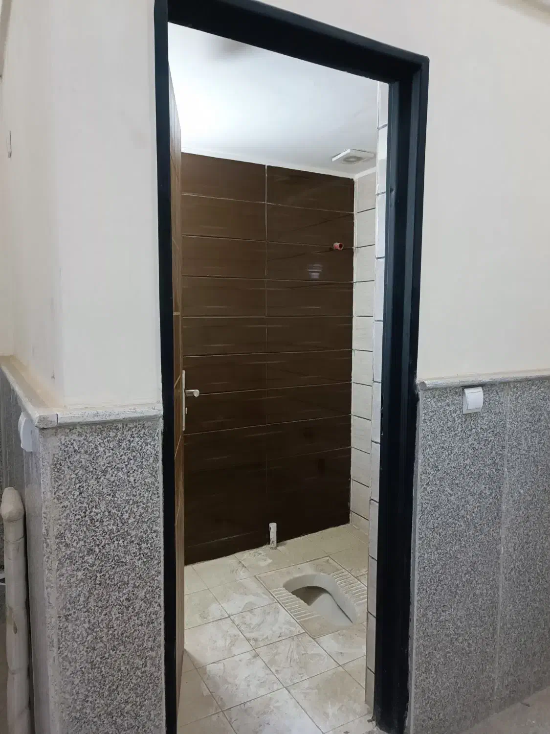 فروش مغازه ، دفترکار ، کارگاه|فروش مغازه و غرفه|اصفهان, شهرک زاینده رود|دیوار